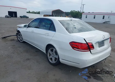 2015 Mercedes-Benz E 350 z USA, uszkodzony, nr VIN WDDHF5KB6FB091033